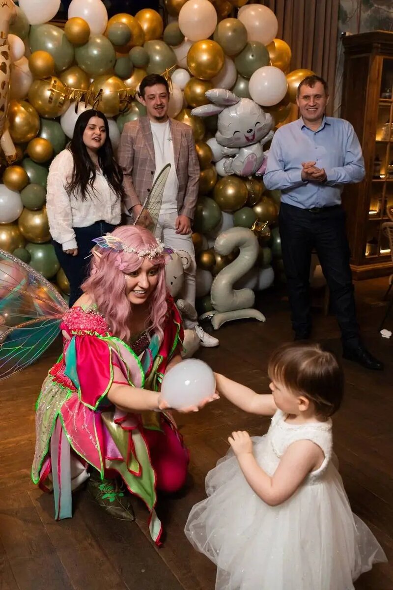 Шоу мыльных пузырей Оксаны Логро для детей и взрослых в Санкт-Петербурге