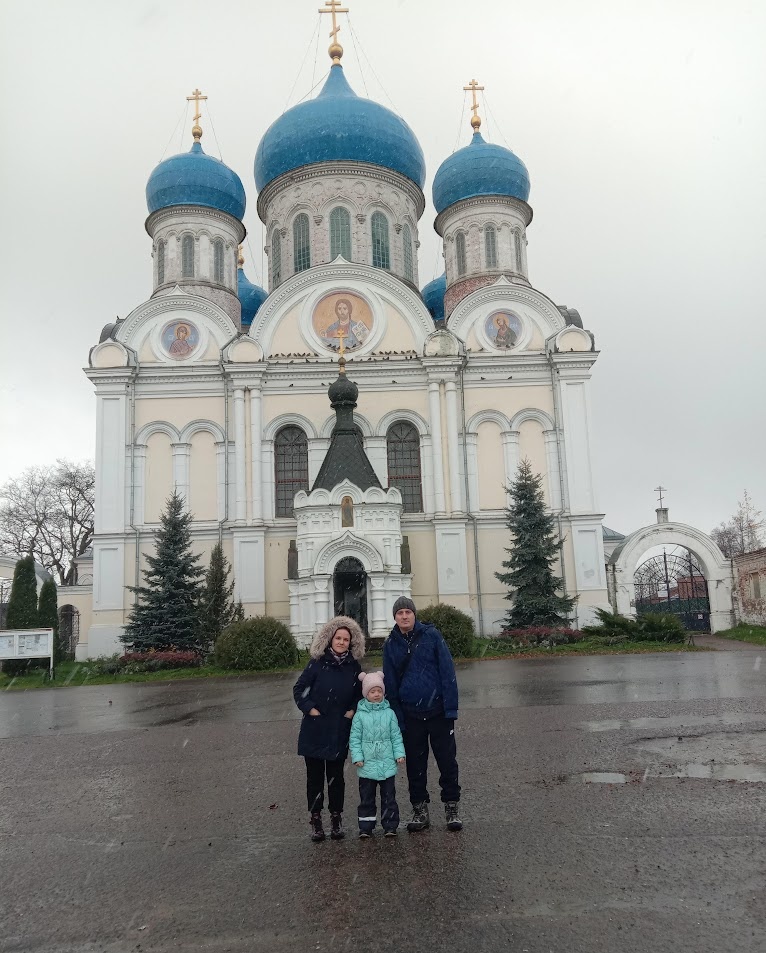 Листайте карусель