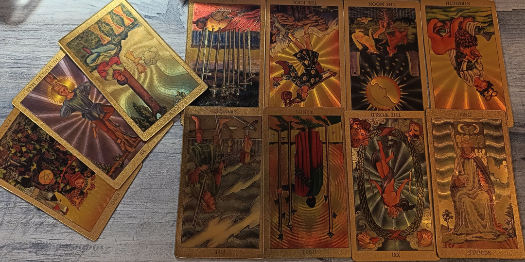 Он Вас бросил и теперь страдает. Таро расклад