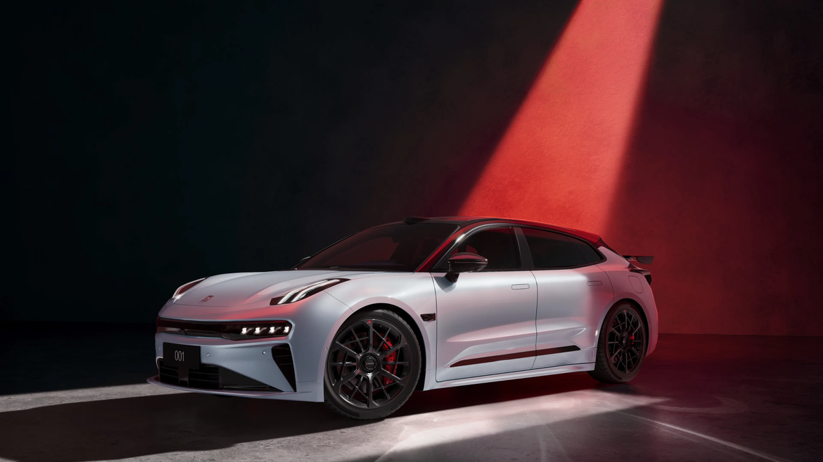    Zeekr презентовала лимитированный 001 Anniversary Edition со специальным пакетом FR-Line