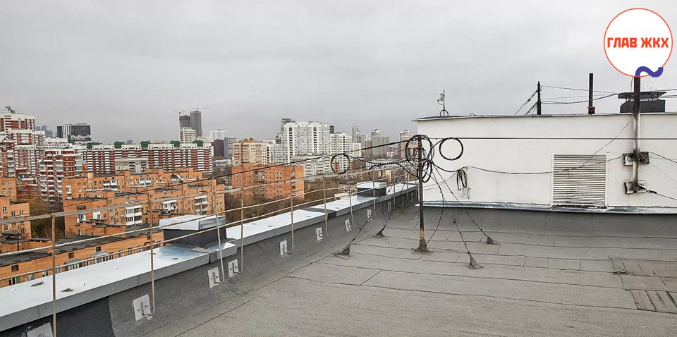 В Москве начался капитальный ремонт крыш жилых домов
