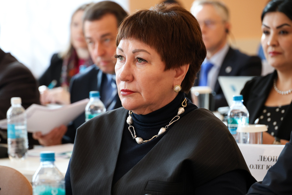 По словам Елены Перминовой,в Курганской области появился свой миграционный омбудсмен. Фото: Совет Федерации