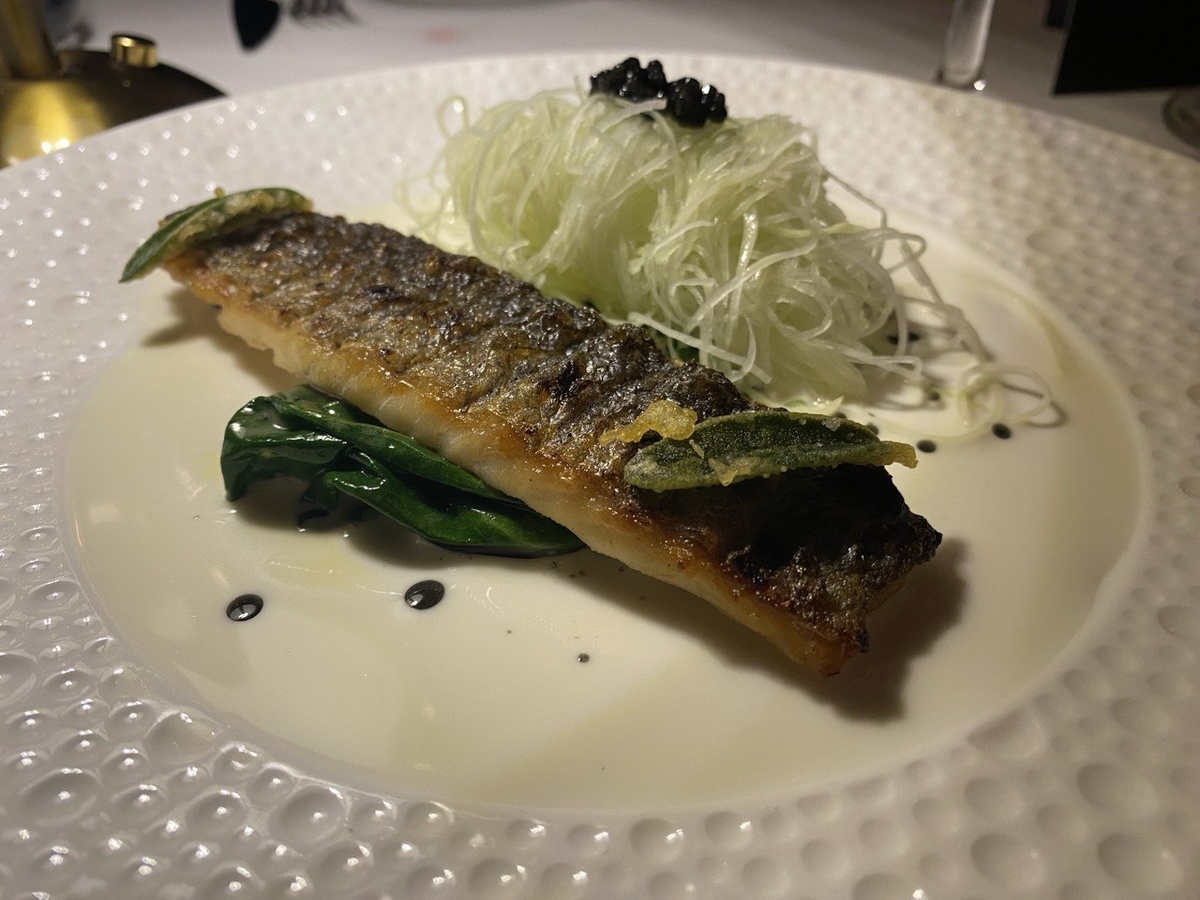 Сибас в мраморном соусе