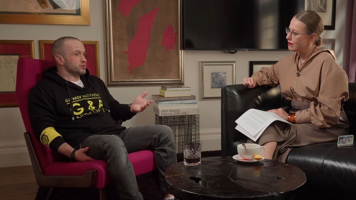    скриншот видео «Осторожно, Собчак!»