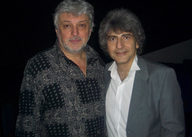 Вместе с Вячеславом Добрыниным они написали много разных песен, например, «Не сыпь мне соль на рану». Фото: simonosiashvili.ru