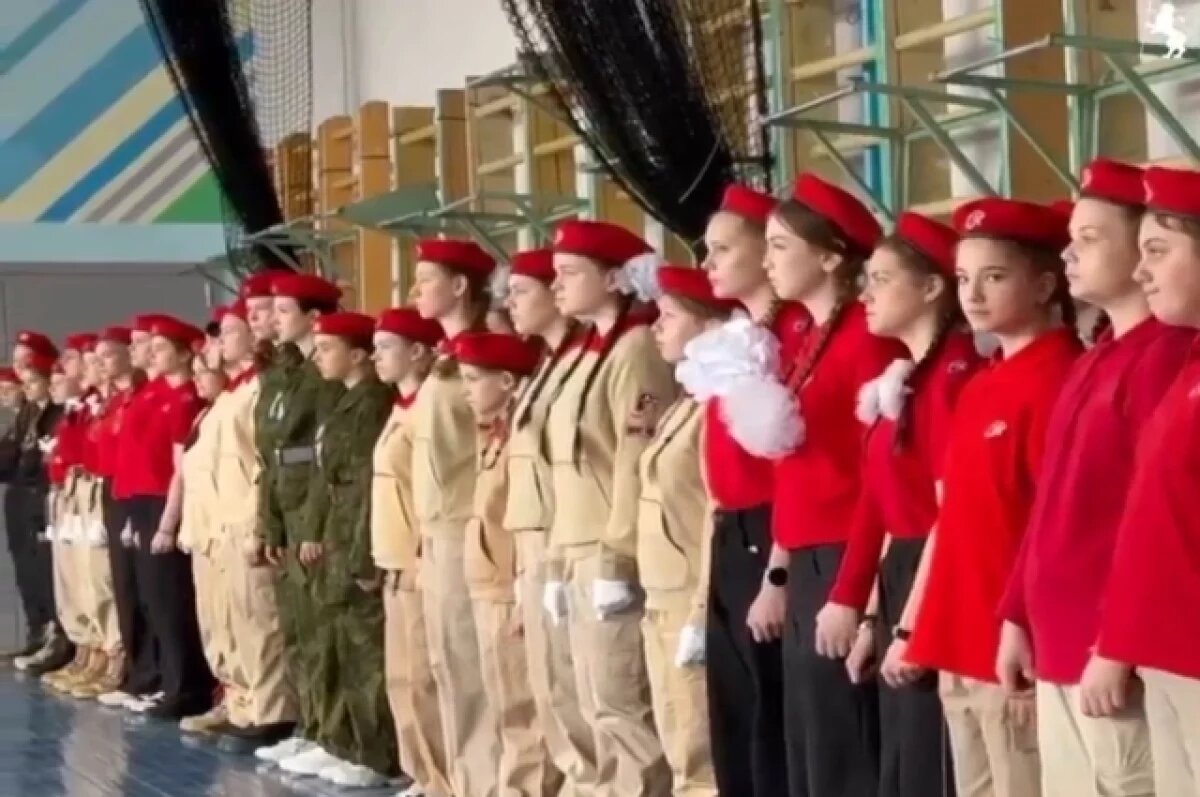    Во Владимире прошел конкурс среди участниц «ЮНАРМИИ» «Девушки в погонах»