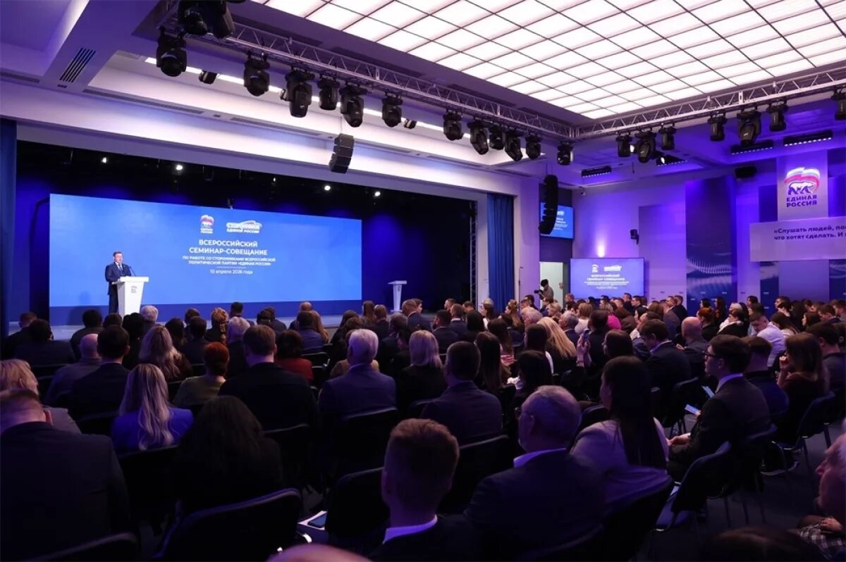    Из разных сфер.