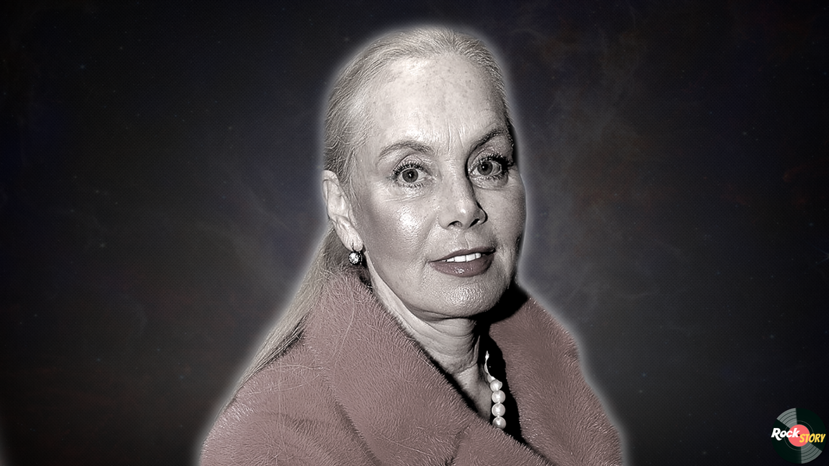 На фотографии: Нелли Кобзон 