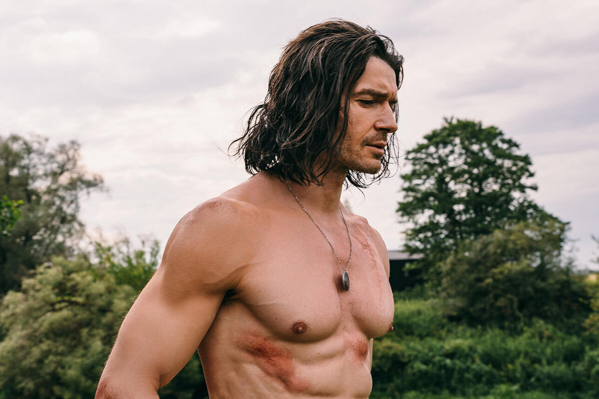 Максим Матвеев в сериале «Полдень». Фото: кадр со съемок, пресс-служба