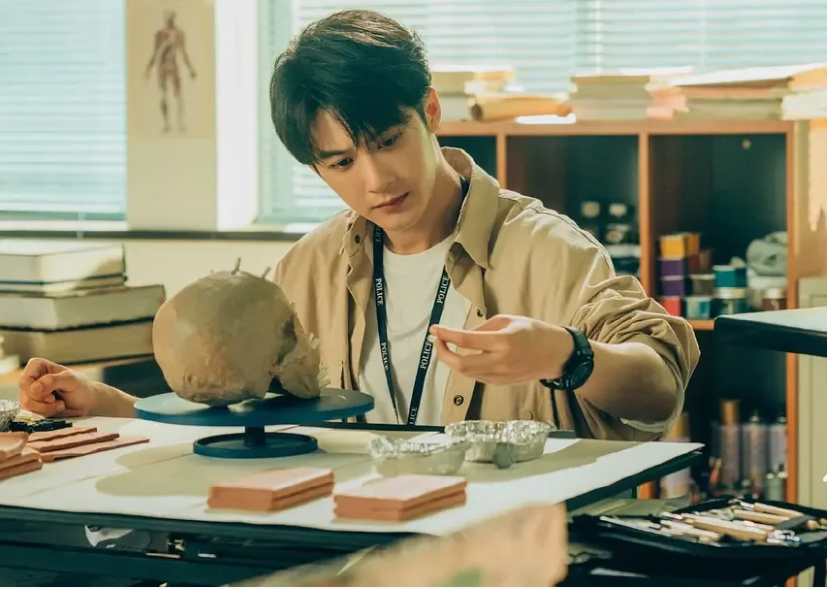 Китайский актер Тан Цзяньцы.