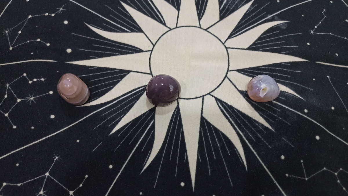 Рунический расклад на Викканских рунах на тему: Да или нет - ответ на ваш вопрос (расклад)