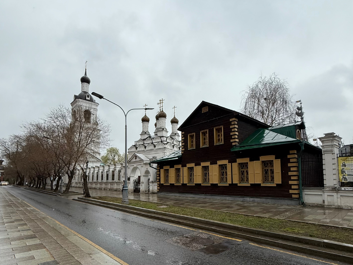 Фото автора канала. Храм святителя Николая в Голутвине.