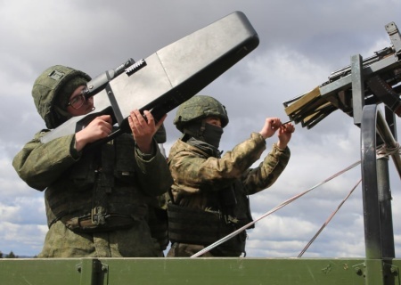    Россия усилила атаки «Геранями-5». Продвижение под Запорожьем. У ВСУ усиливается дефицит техники — Горячая сводка 10 апреля 2026 г.