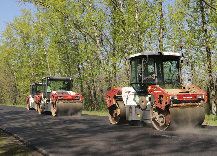 В Курской области построят и отремонтируют дороги в нескольких районах