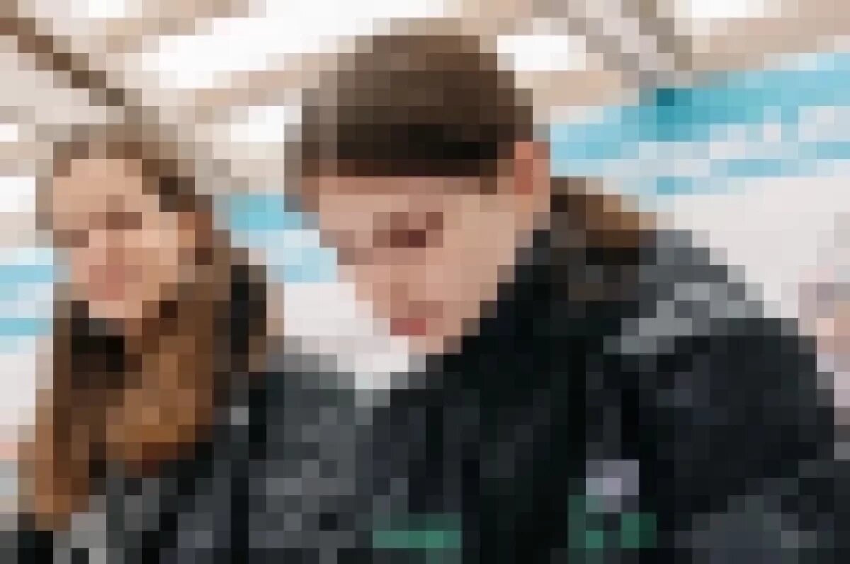    Странных девушек, сгребающих чеки на кассах супермаркетов, заметили в Туле