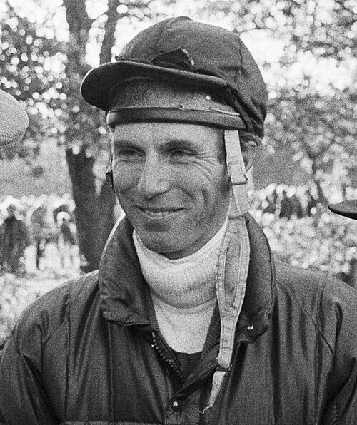 Первый муж принцессы Анны и отец ее детей.