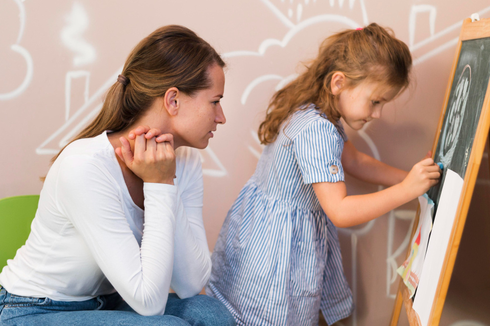 Развитие критического мышления в детском возрасте. (источник изображения: freepik.com)