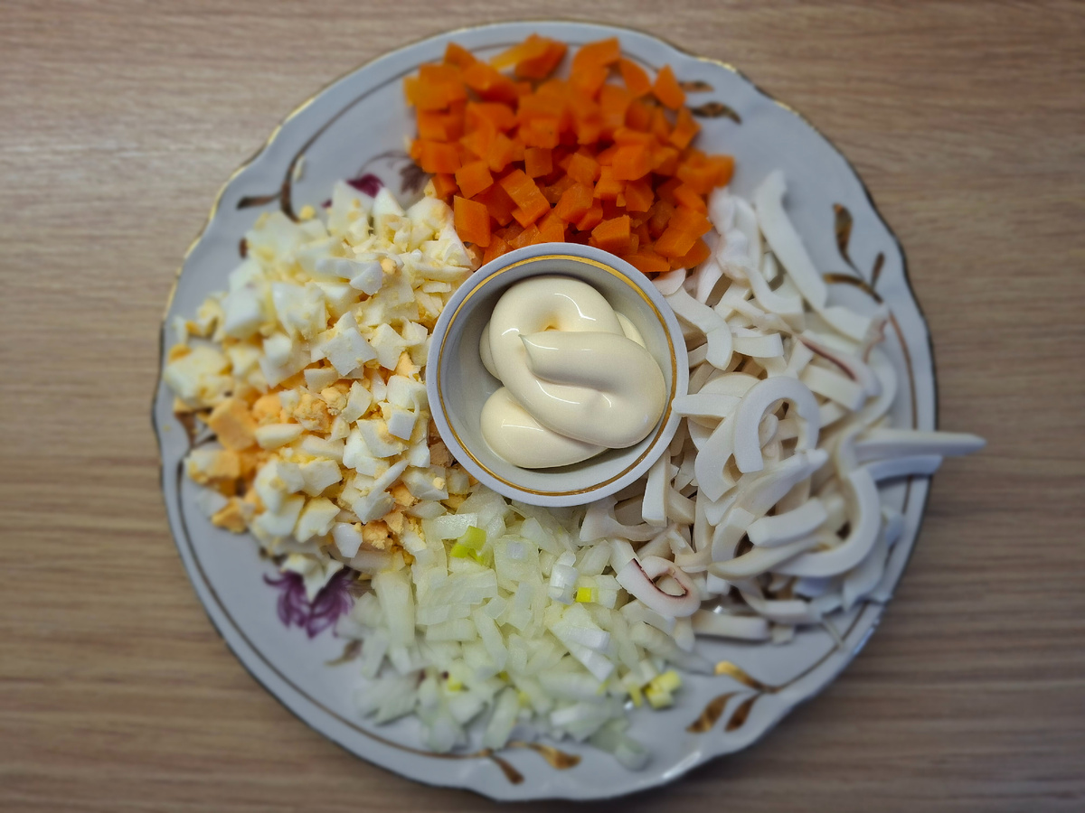 Варёная морковь привносит яркие нотки 🧡