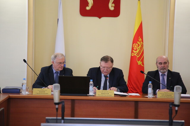 Тверские депутаты приняли ряд важных изменений в бюджет города