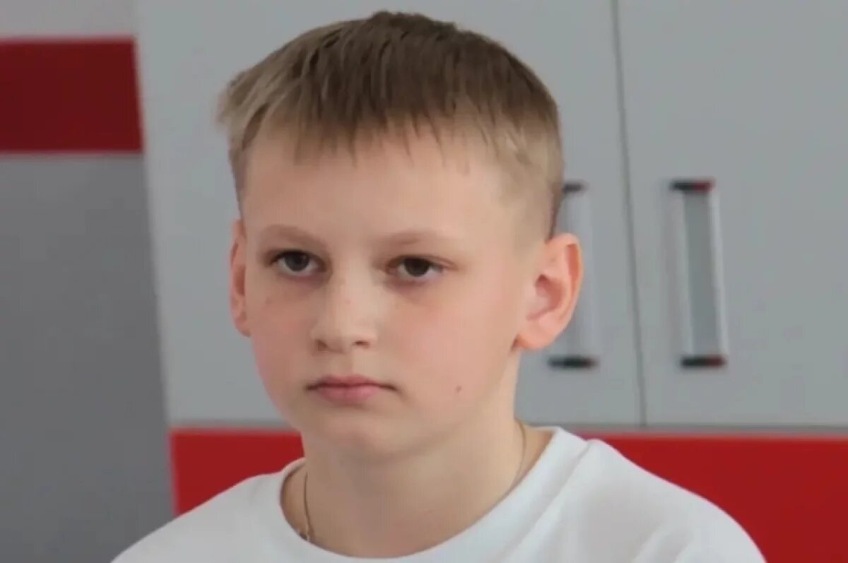    Руководитель Узловского района обещал помочь с жильём мальчику-герою