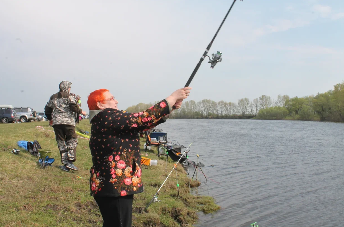 Рыбалке все возрасты покорны!)))