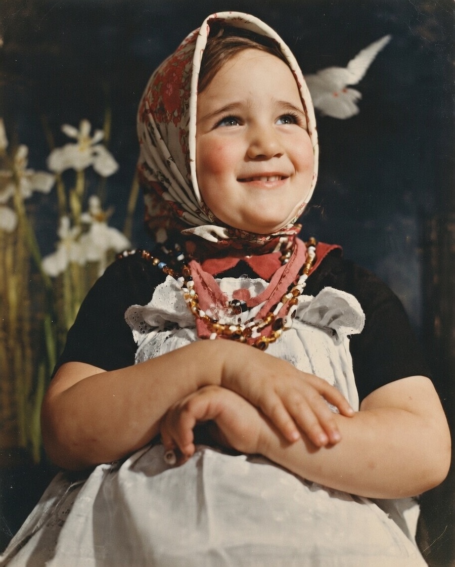 Галина Волчек в детстве