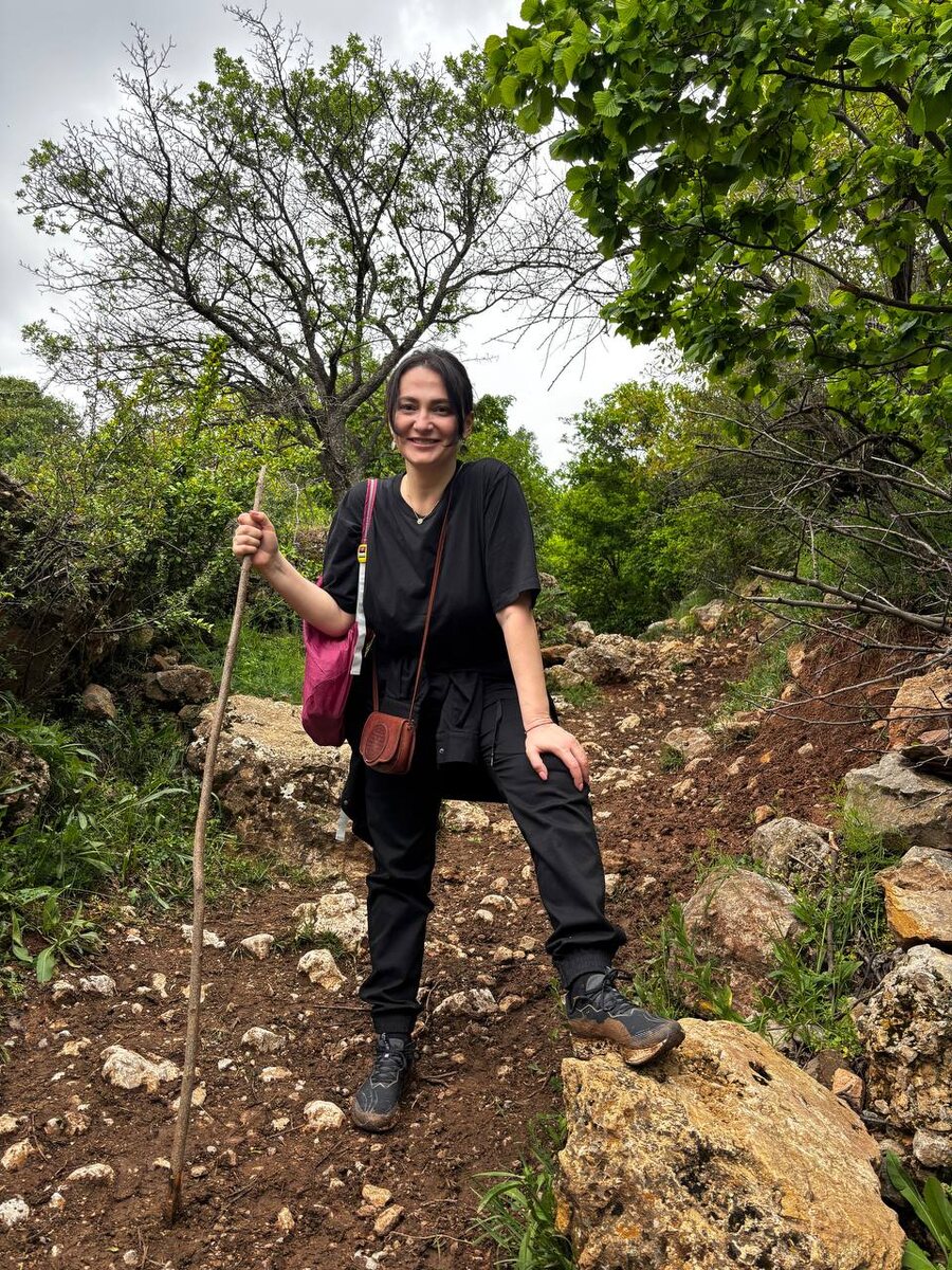 Прогулка по окрестностям. Познакомились и пообщались с гидом Расулом 