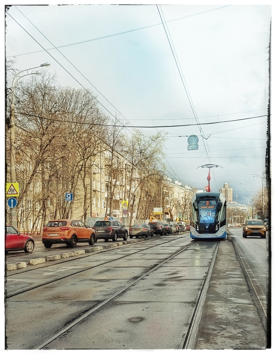 Шел себе не спеша и попал в кадр... 