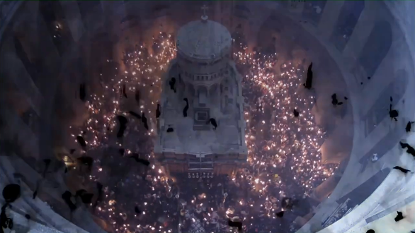 В своё время каиниты из МП ныне сдохшие Ридигер и Вексельман-Гундяев в сговоре с каинитами из других Поместных Церквей - свергли патриарха Иерусалимского Благочестивого Иринея, который категорически не соглашался, чтобы каиниты поставили в Кувуклию Храма Гроба Господня - зажигалку, которая бы в случае НЕ схождения Огня - сама зажигала огонь, чтоб дурачить Население Планеты, что типа «огонь пока ещё» сходит... А на самом деле на всех стоящих в этом храме слетаются все бесы, когда каинит Феофил искусственно зажигает в Кувуклии обычный обжигающий огонь. 