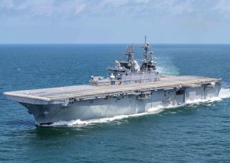    Трамп снова угрожает Ирану: корабли США готовы на случай провала переговоров