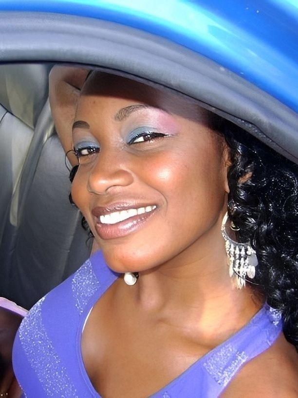 Тринидадская певица Мишель Томпсон, известная как Помазанная Герцогиня (Michelle Thompson aka Anointed Duchess), экс-участница трио Holy Triniti