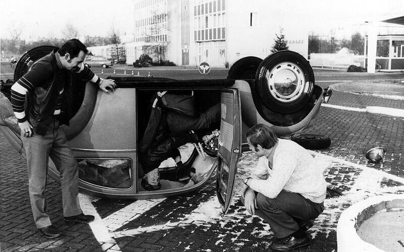 Всякая ли реклама – двигатель?