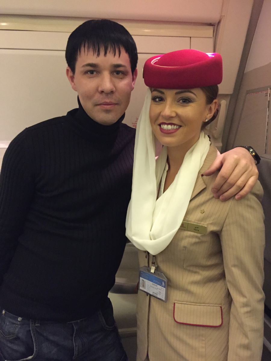 Рейс Москва-Дубай, двое коллег 😎