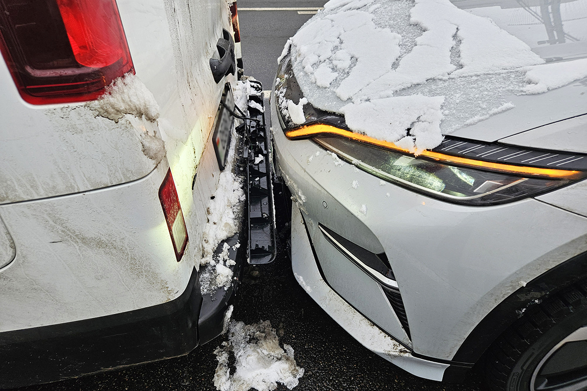    На вид повреждения малозначительны