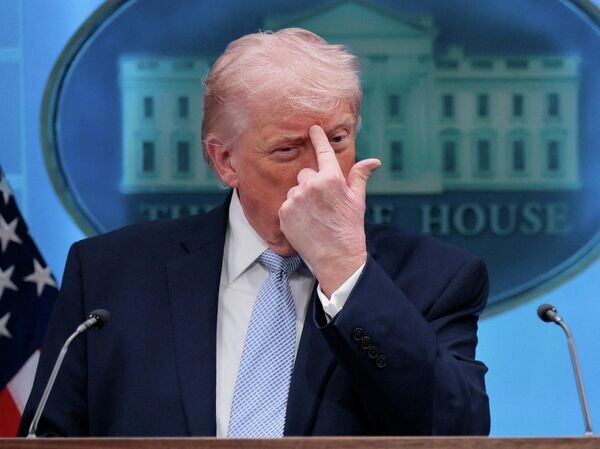    © REUTERS / Evan Vucci