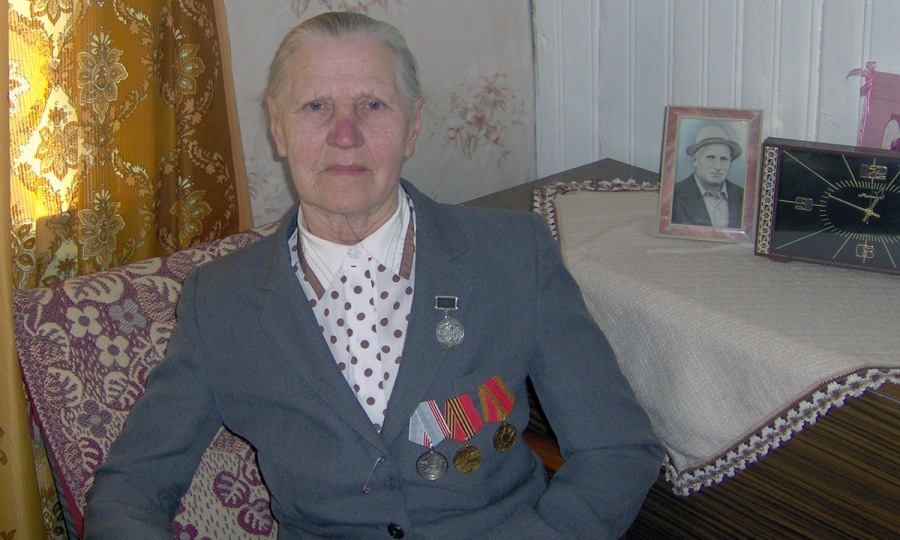 Сквозь колючую проволоку: воспоминания Надежды Филипповны Зубович (Кузнецовой)