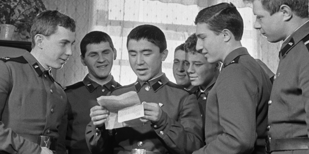 Эти марки сигарет выдавали в армии СССР: помните, как они назывались?