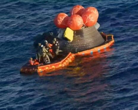 Артемида 2: Космический корабль «Орион» с экипажем миссии «Артемида-2» успешно вернулся на Землю