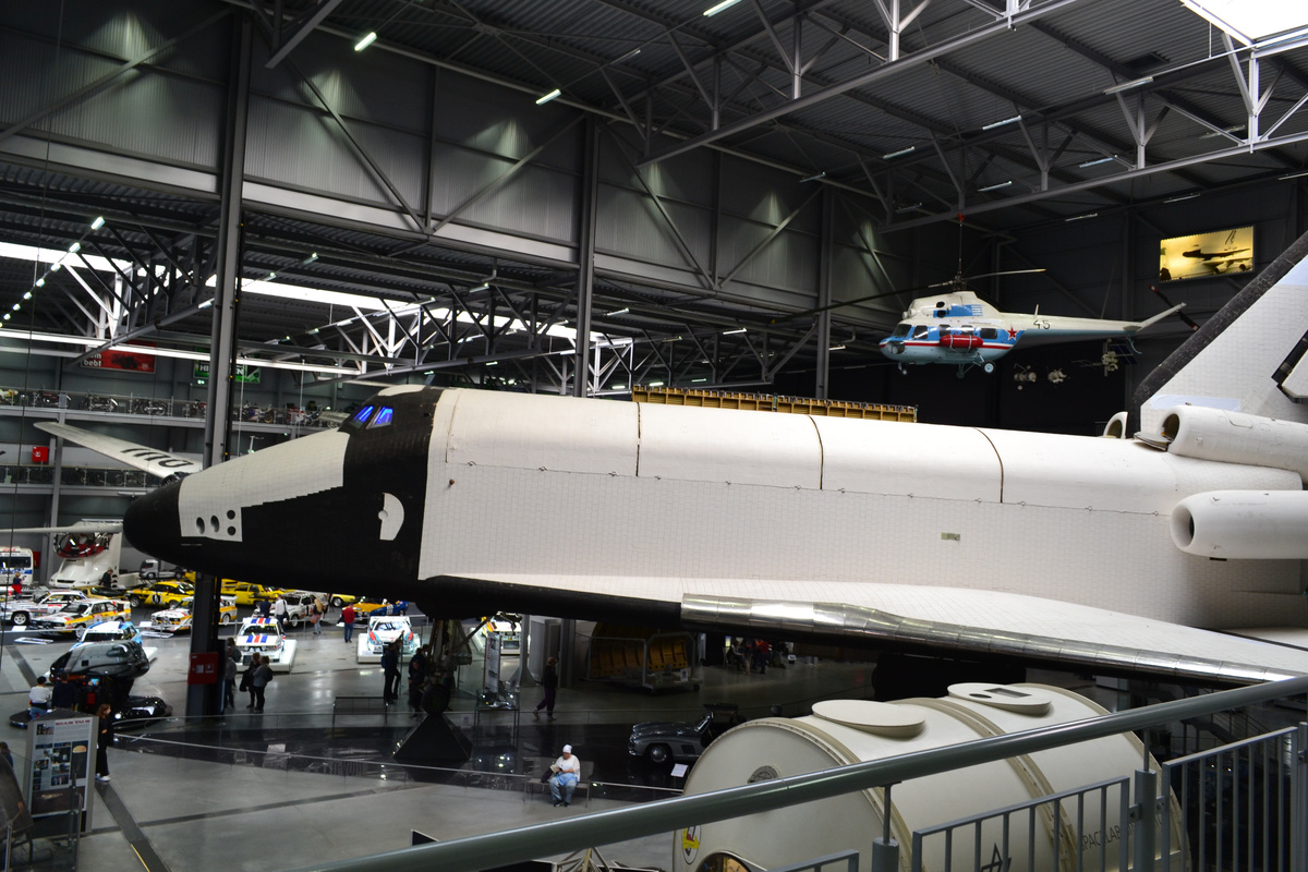 Вид на БТС-02 с антресолей. Фото: С.Г. Мороз