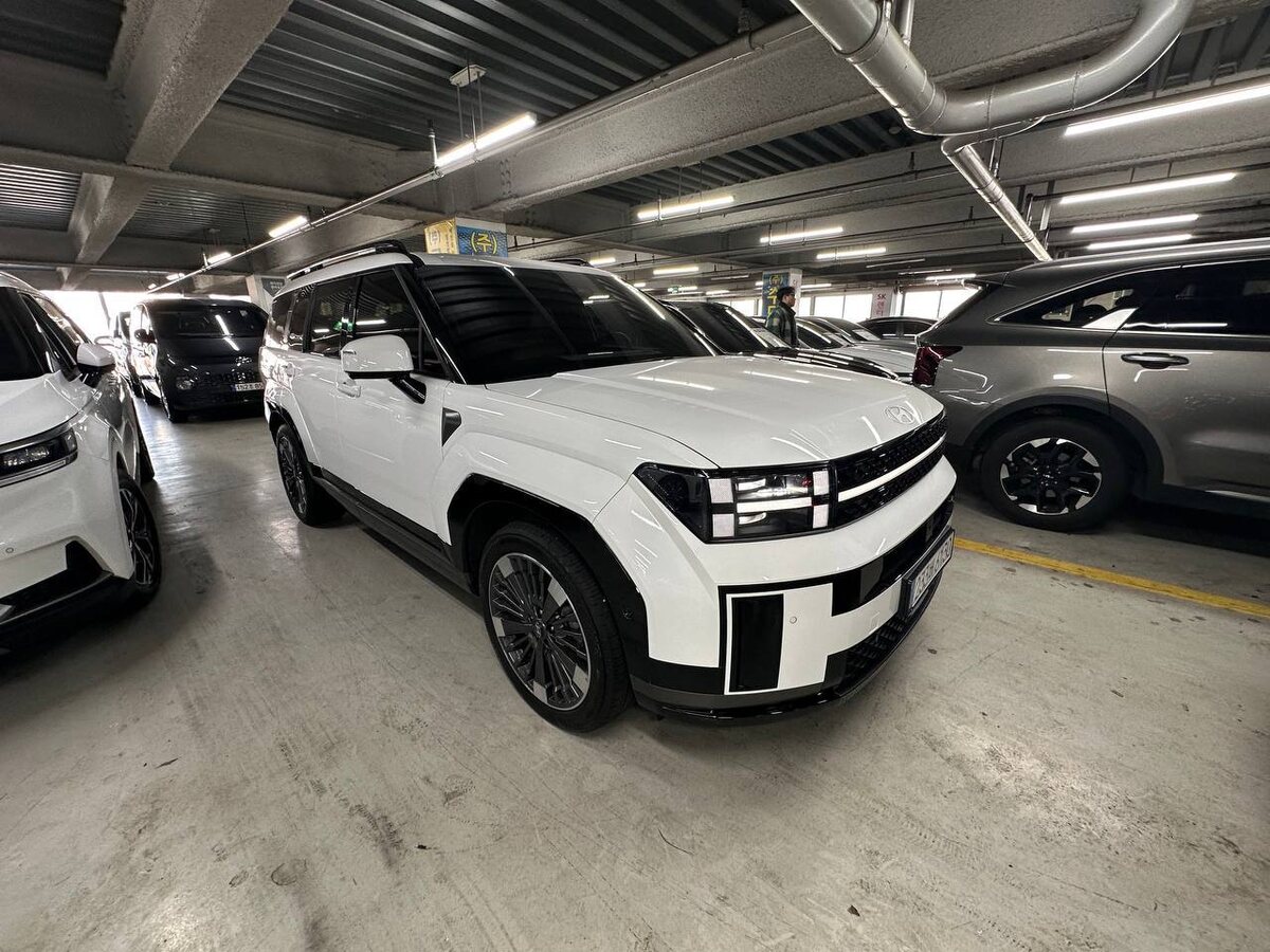 Фото авто со стоянки в Южной Кореи