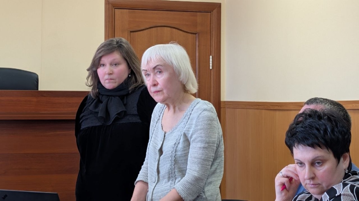    Ольга Адамович со своим представителем Надеждой Гольцовой ФОТО: Александр Фролов