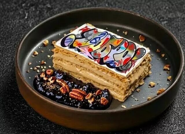    Ресторанные новости апреля: «добрые» устрицы и десерты, неделя березового сока и стильный мерч