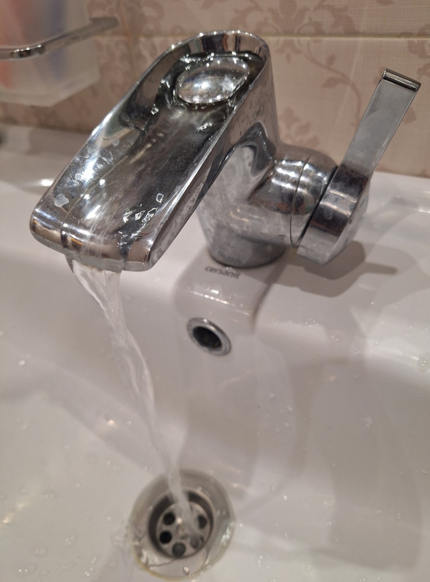 Старый смеситель Идеал