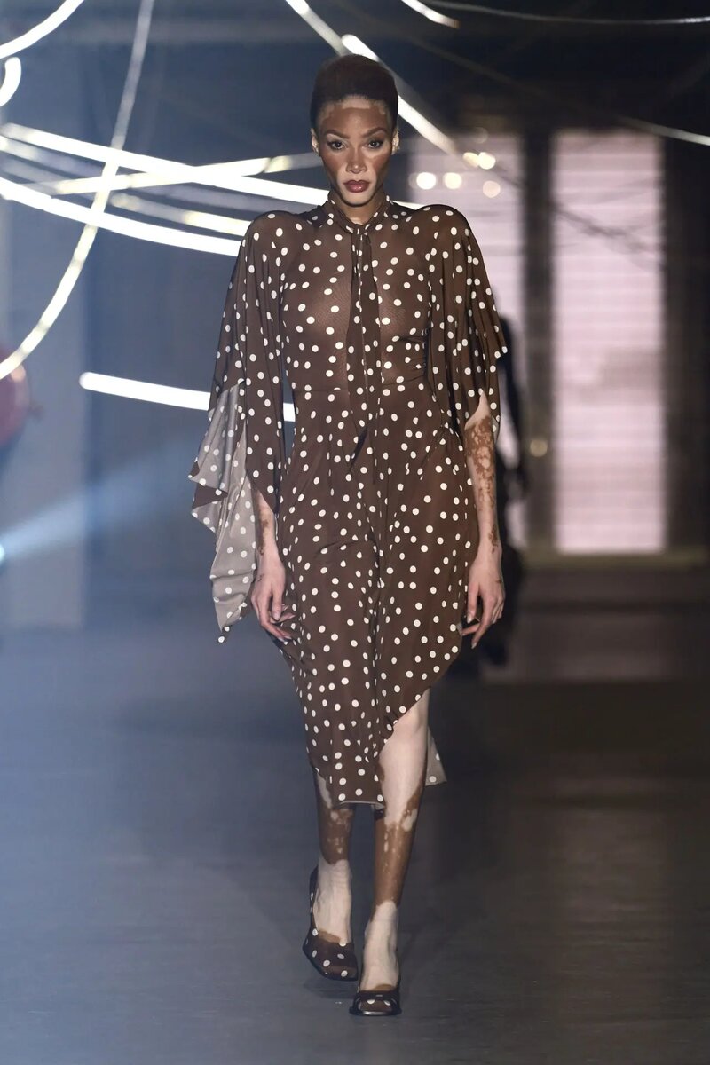 VETEMENTS ВЕСНА-ЛЕТО 2026