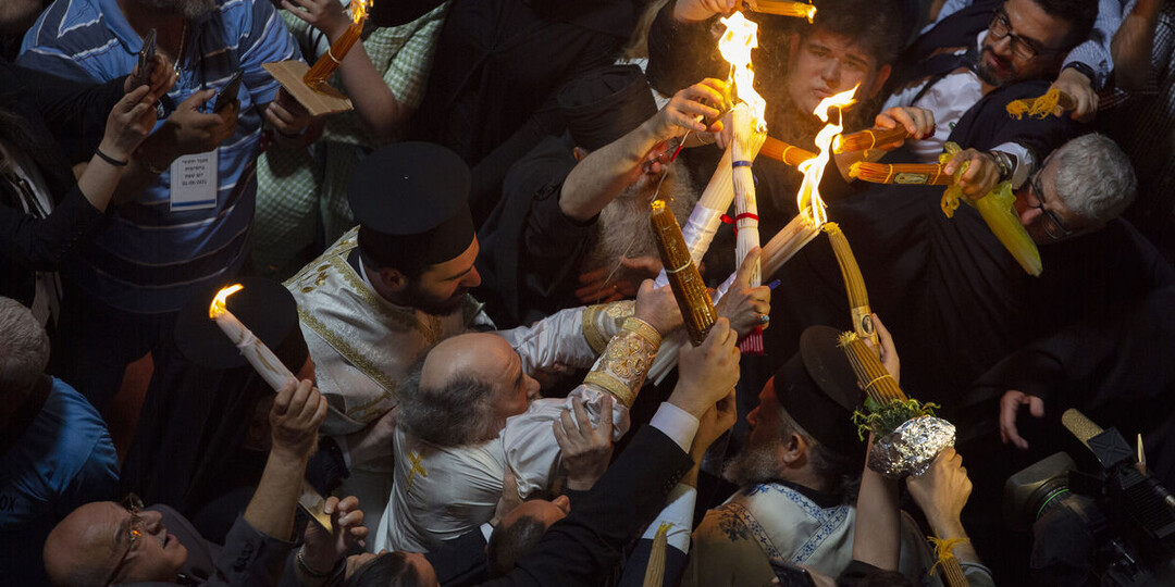 Секрет Благодатного огня оказался в зажигалке