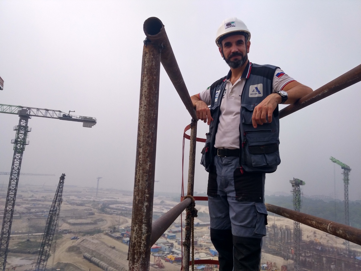 На строительной площадке