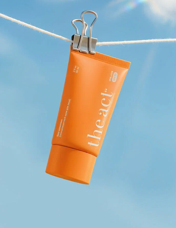    Тушь Clarins и SPF-серия The Act: что нового в коллекциях бьюти-брендов (фото 6)