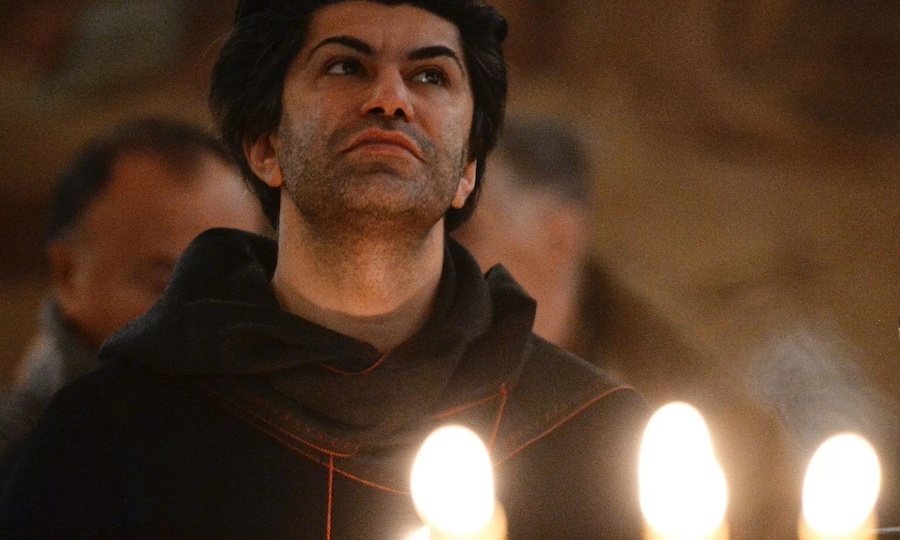 Светлое и любимое время года