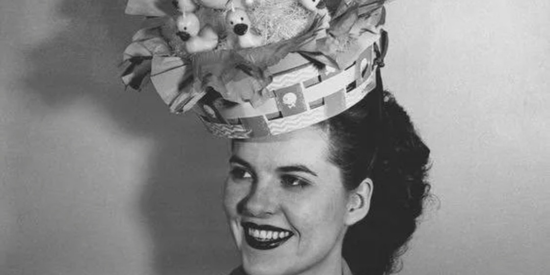 "Пасхальный боннет"( «Easter bonnet») - весенний чепец для обновления.