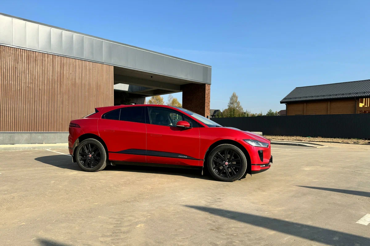    Jaguar I-Pace. Фото auto.ru